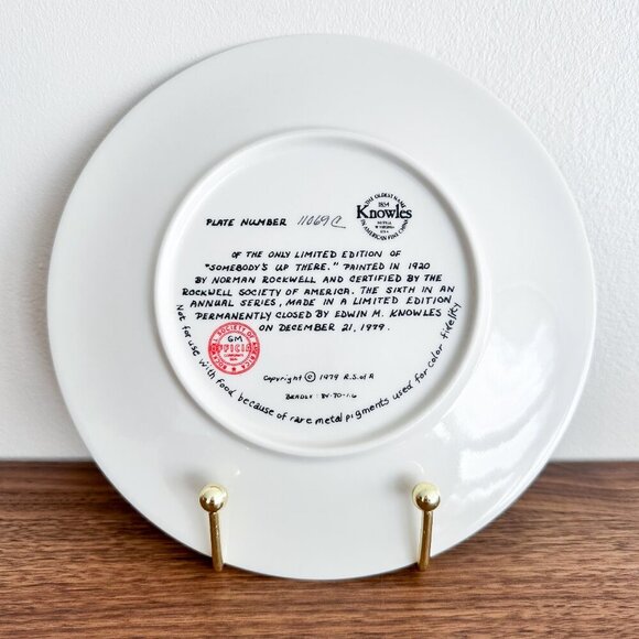 Norman Rockwell 1979 Christmas Plate “Somebody’s Up There” - Picture 4 of 4